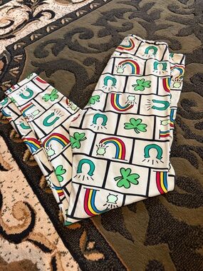 LuLaRoe White Leggings with Rainbow, Green Shamrock & Teal Horseshoe Print